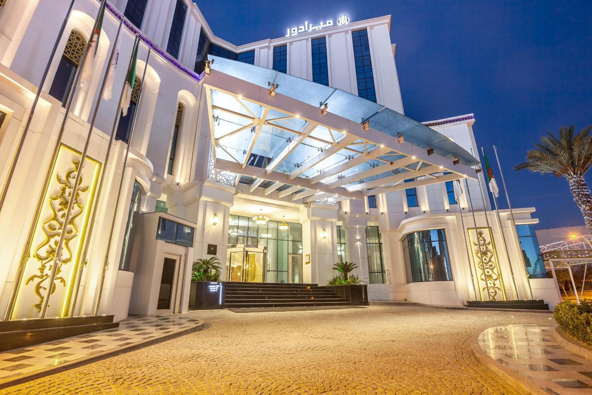 Mirador Palace Hotel Chlef Ngoại thất bức ảnh